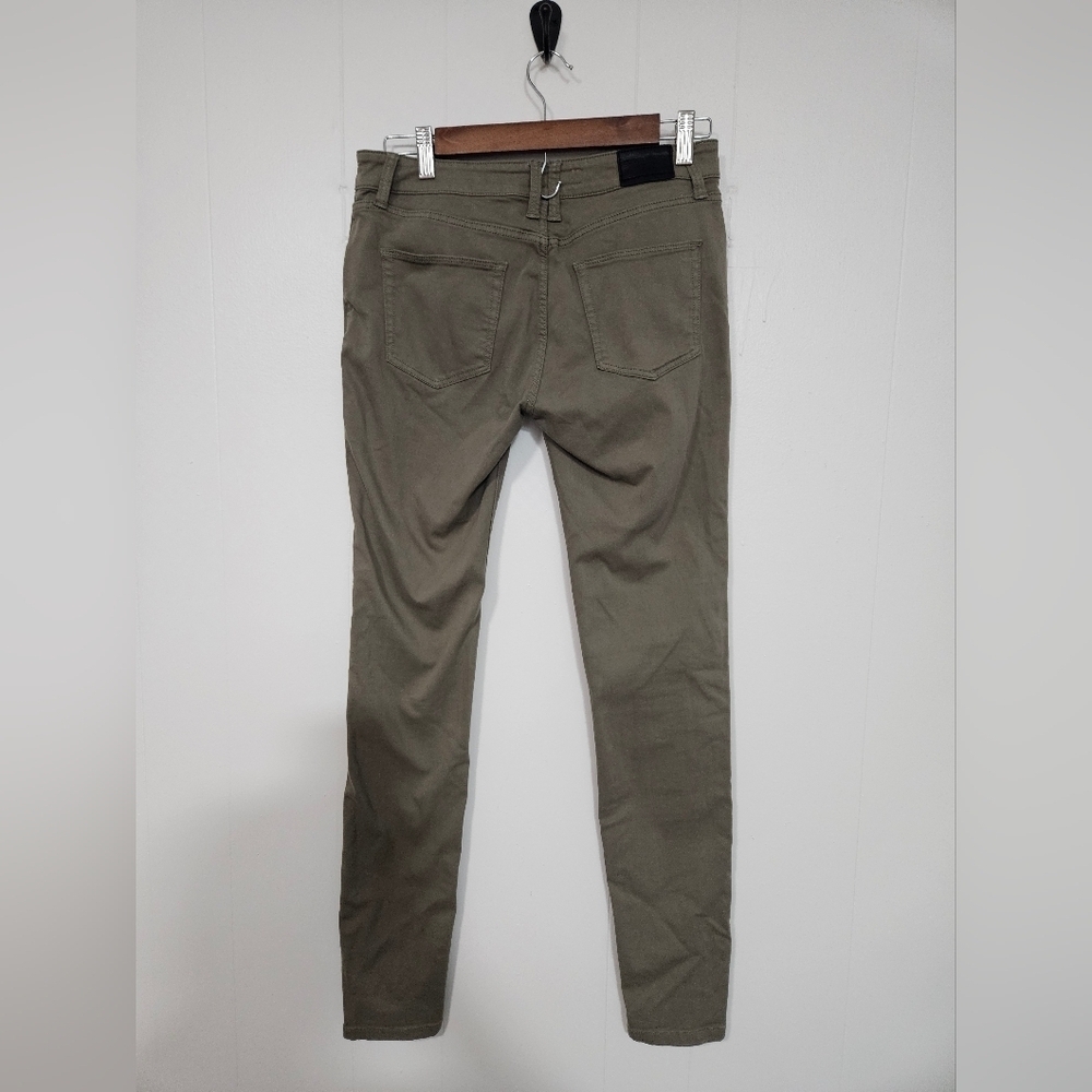 Burberry Low Rise Skinny Jeans - Picture 3 of 8